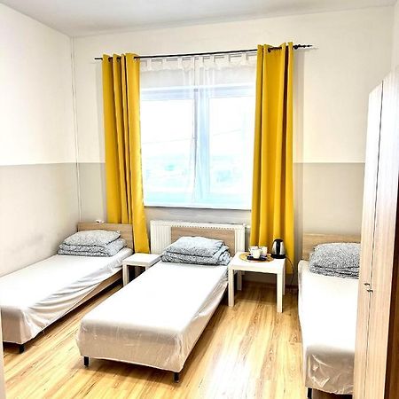 Hostel Orzelek Hnězdno Exteriér fotografie