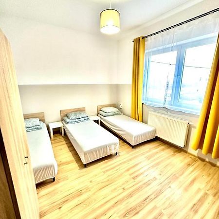 Hostel Orzelek Hnězdno Exteriér fotografie